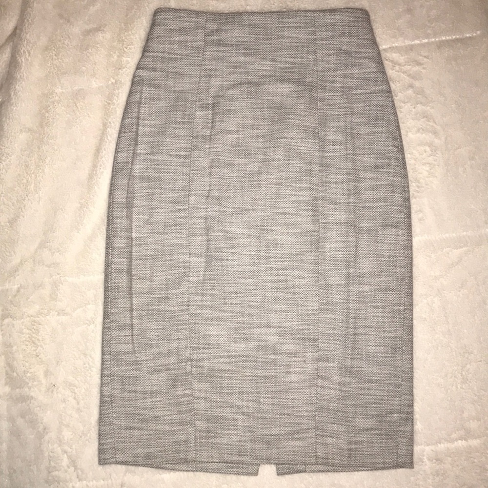 Banana Republic gray skirt
